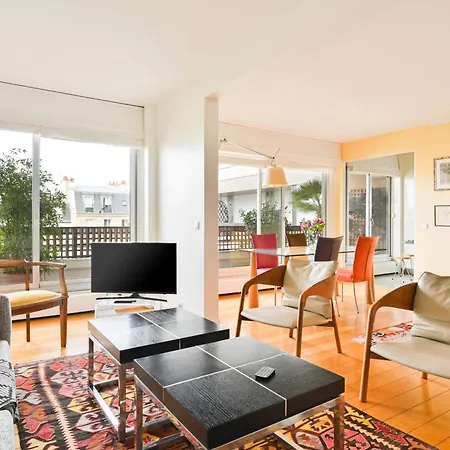 Le Cocon Parisien Balcon - Welkeys Apartment *